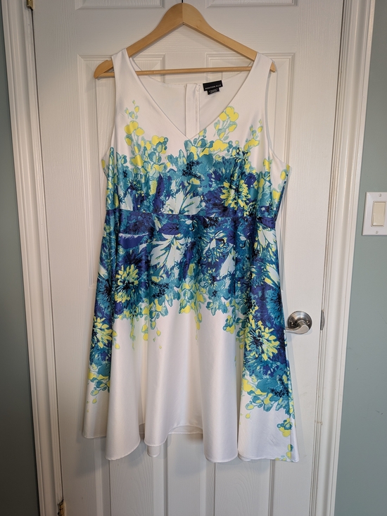 Addition Elle Dresses & Skirts - White Floral V-Neck Swing Dress From Addition Elle